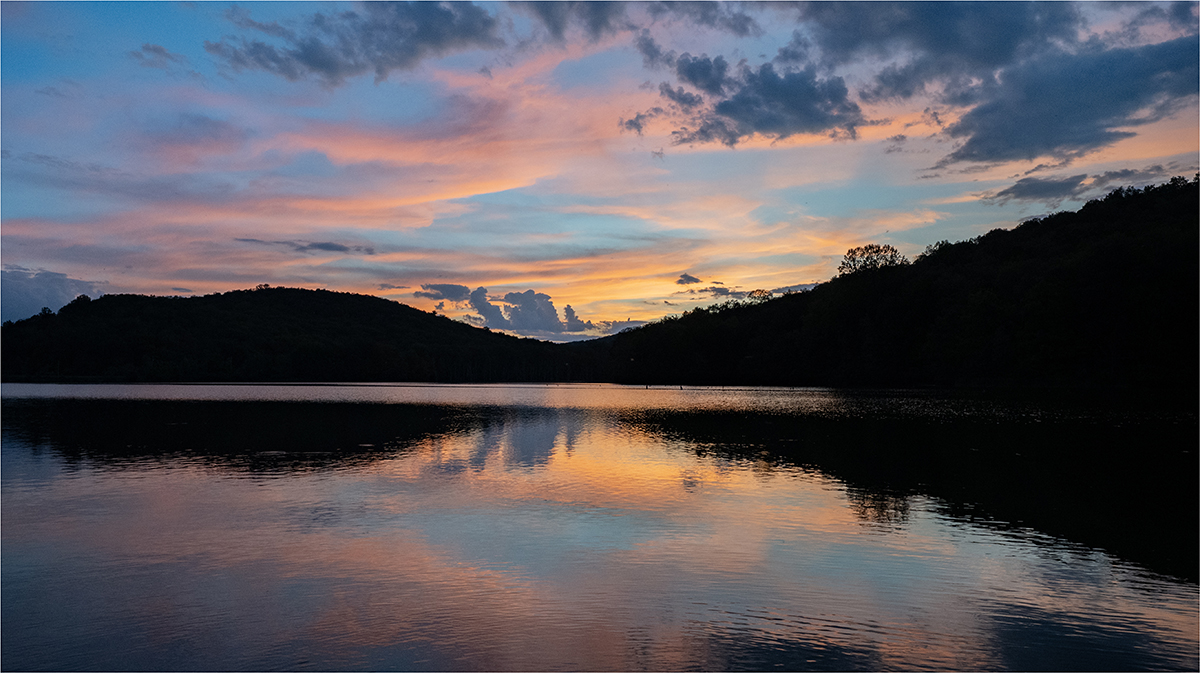 Yakubova Valentina Sunset at The Lake Nature   General   Class A 20251022